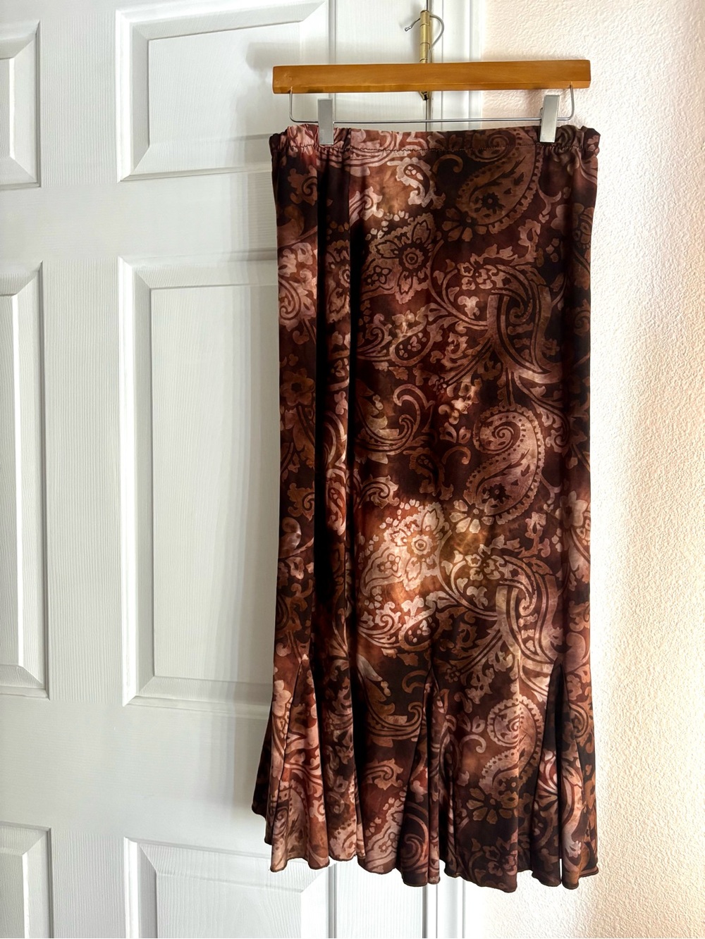 Women's Brown Paisley Midi Skirt
